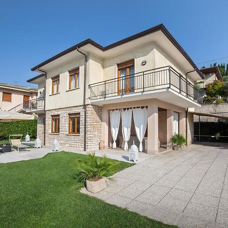 Villa Viola-Comoda Villetta A Caprino Veronese Exterior foto